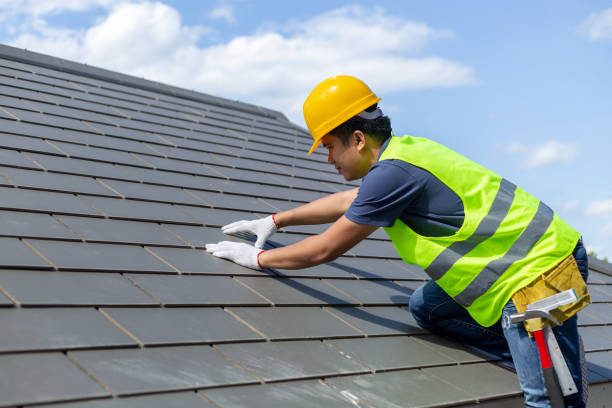Best Roof Repair Services  in Mccom, MS